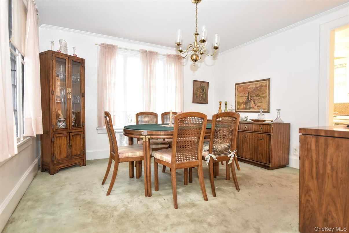 Chandelier, Dining room, Interior