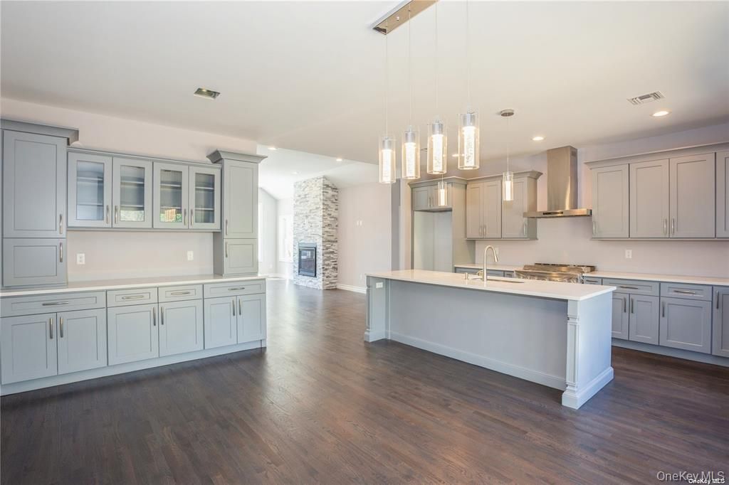 Fireplace, Interior, Kitchen, Pendant Lights, Recessed Lighting, Wood Texture Flooring