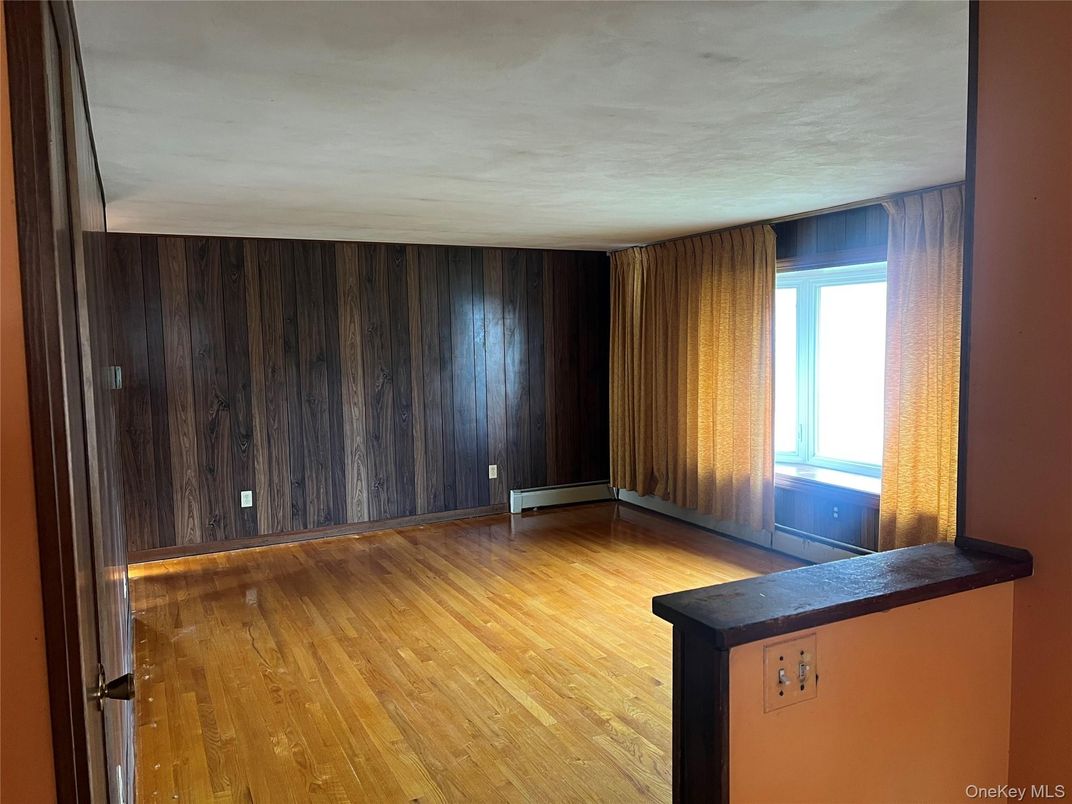 Empty room, Interior, Wood Texture Flooring, Wooden Walls