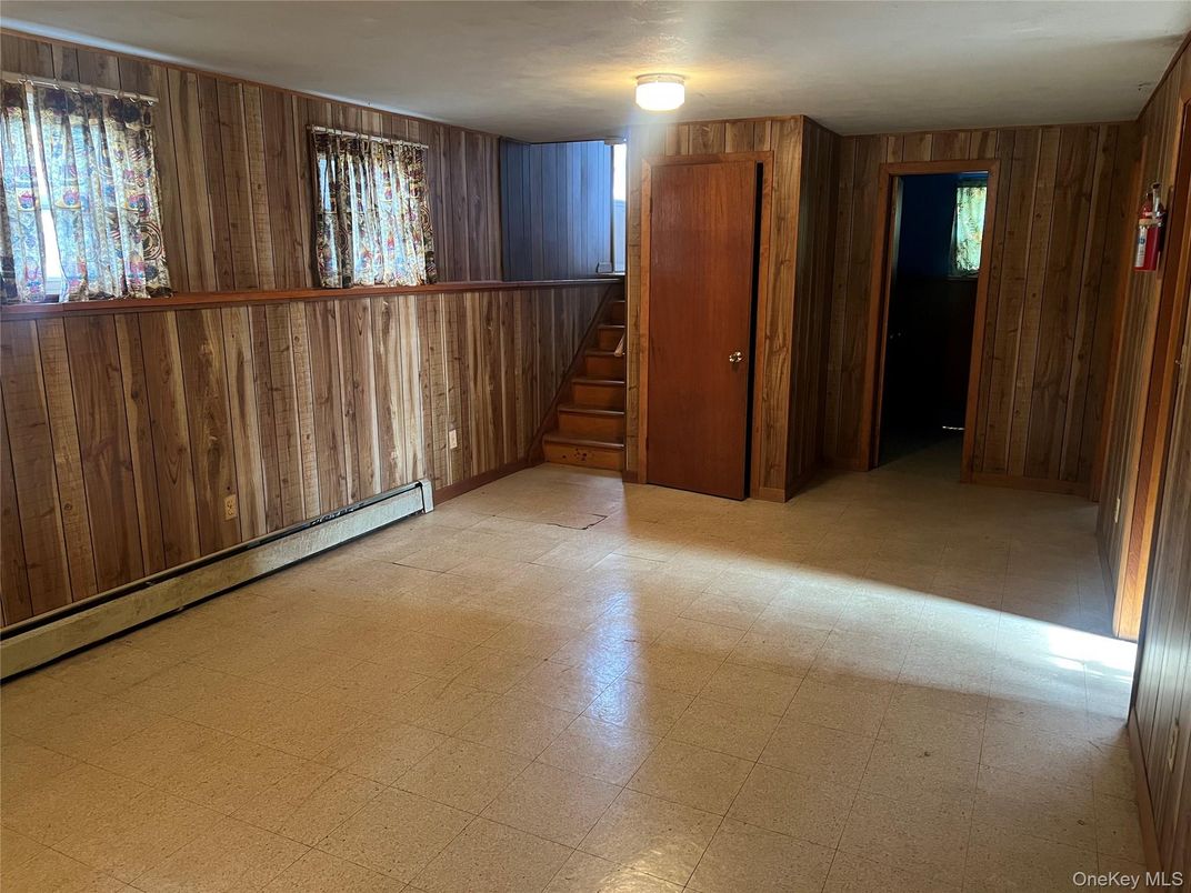 Empty room, Interior, Wooden Walls