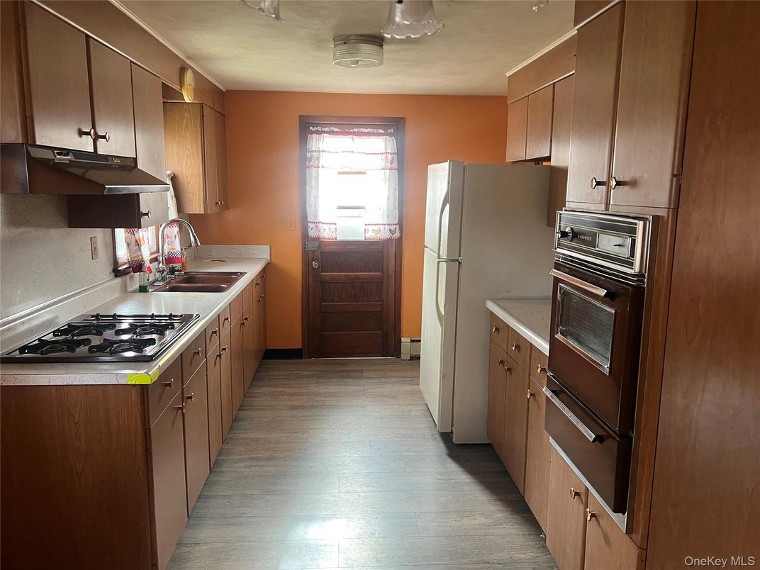 Interior, Kitchen, Wood Texture Flooring