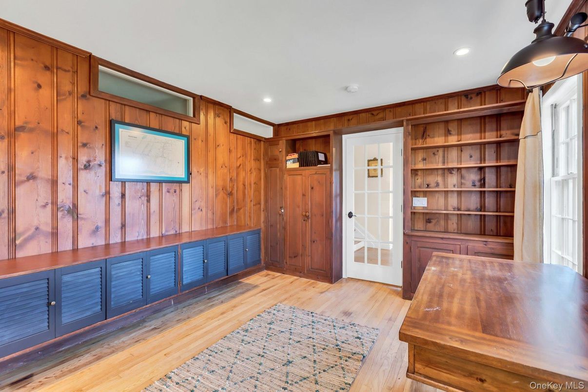 Empty room, Interior, Recessed Lighting, Wood Texture Flooring, Wooden Walls