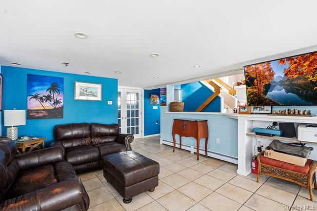 Interior, Living room, Recessed Lighting