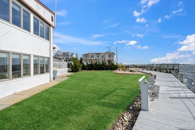 Backyard, Exterior, Water