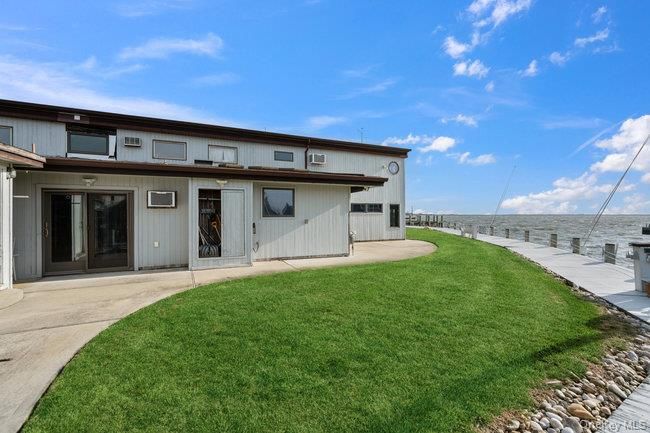 Backyard, Exterior, Water