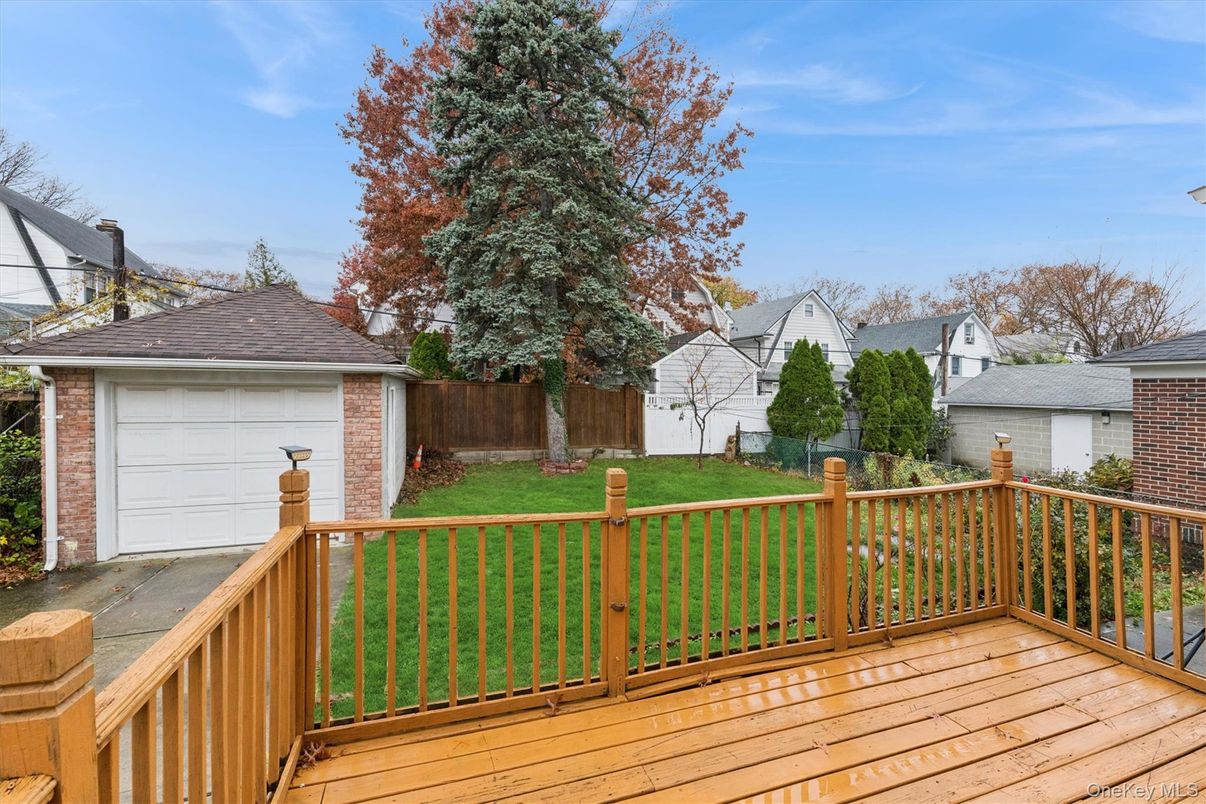 Backyard, Detached Garage, Exterior