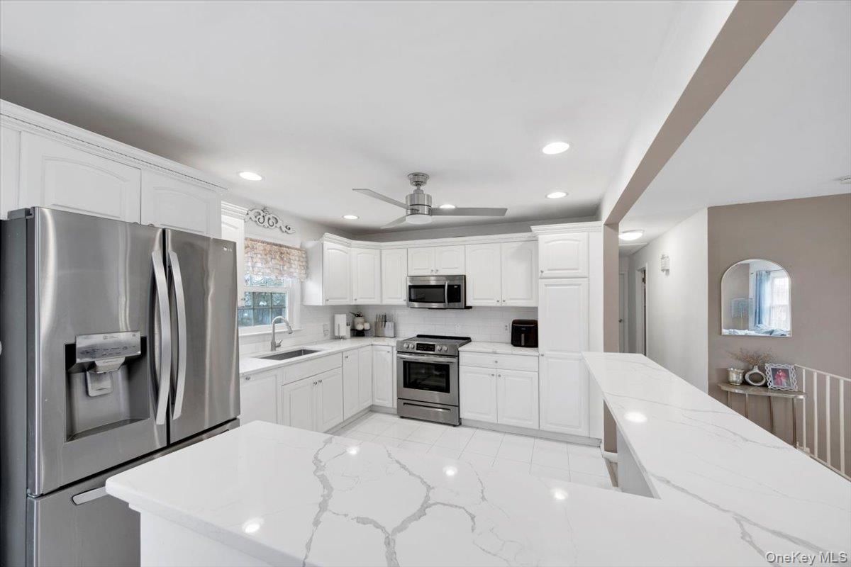Interior, Kitchen, Marble, Recessed Lighting, Stainless Steel Appliances