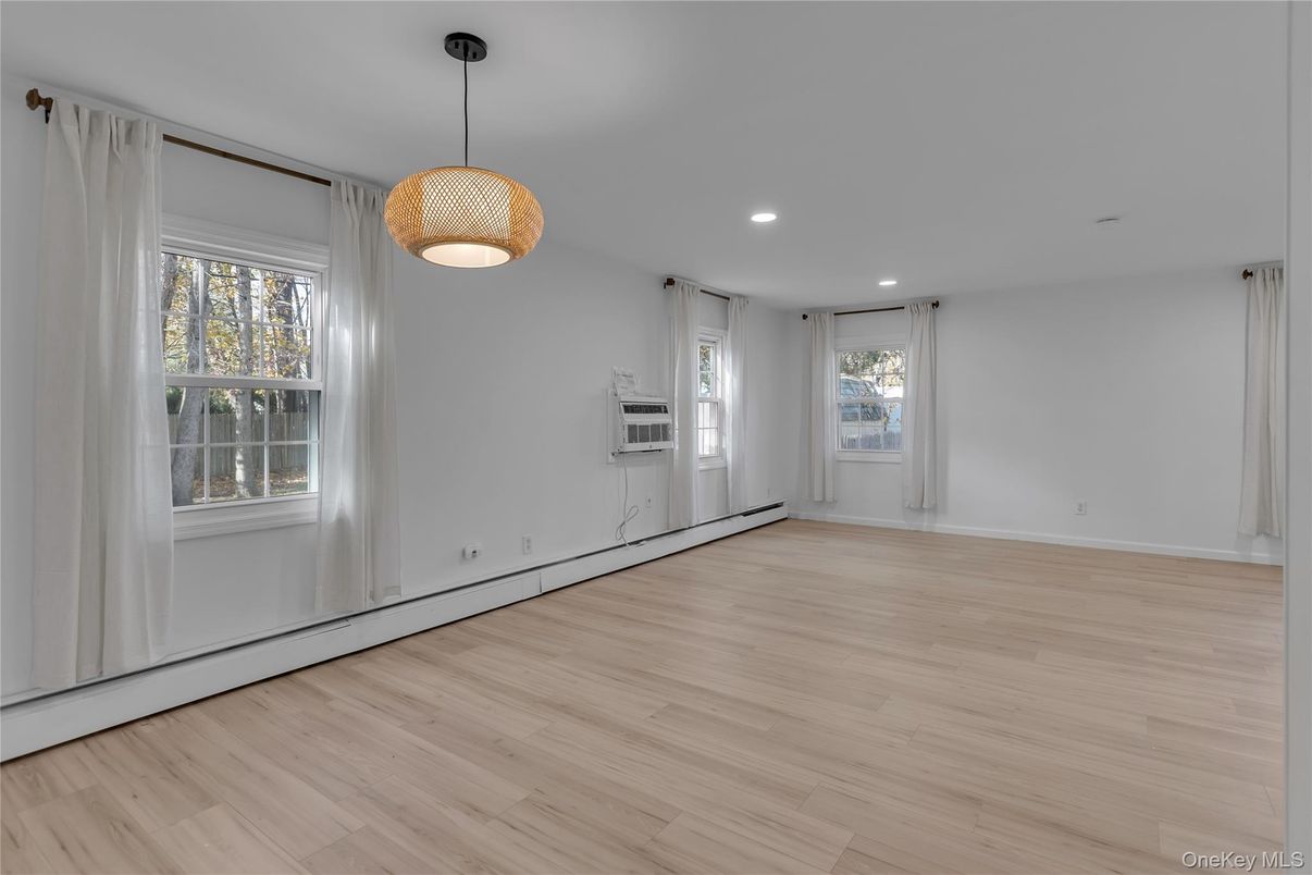 Empty room, Interior, Pendant Lights, Recessed Lighting, Wood Texture Flooring