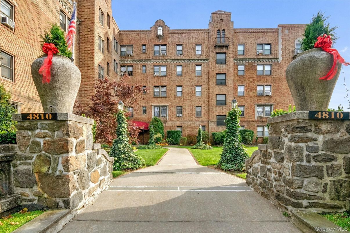 DE Listing image placeholder