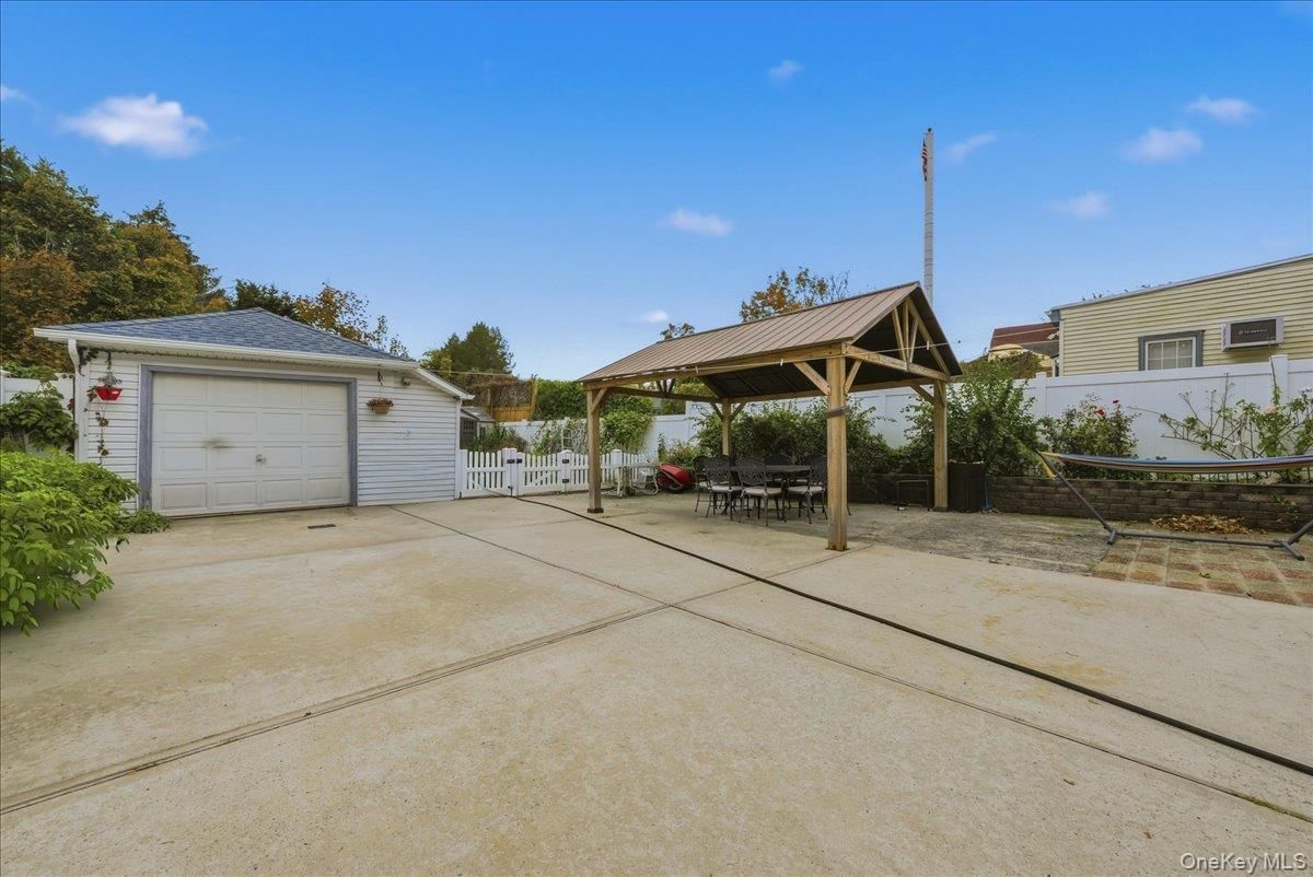 Backyard, Detached Garage, Exterior