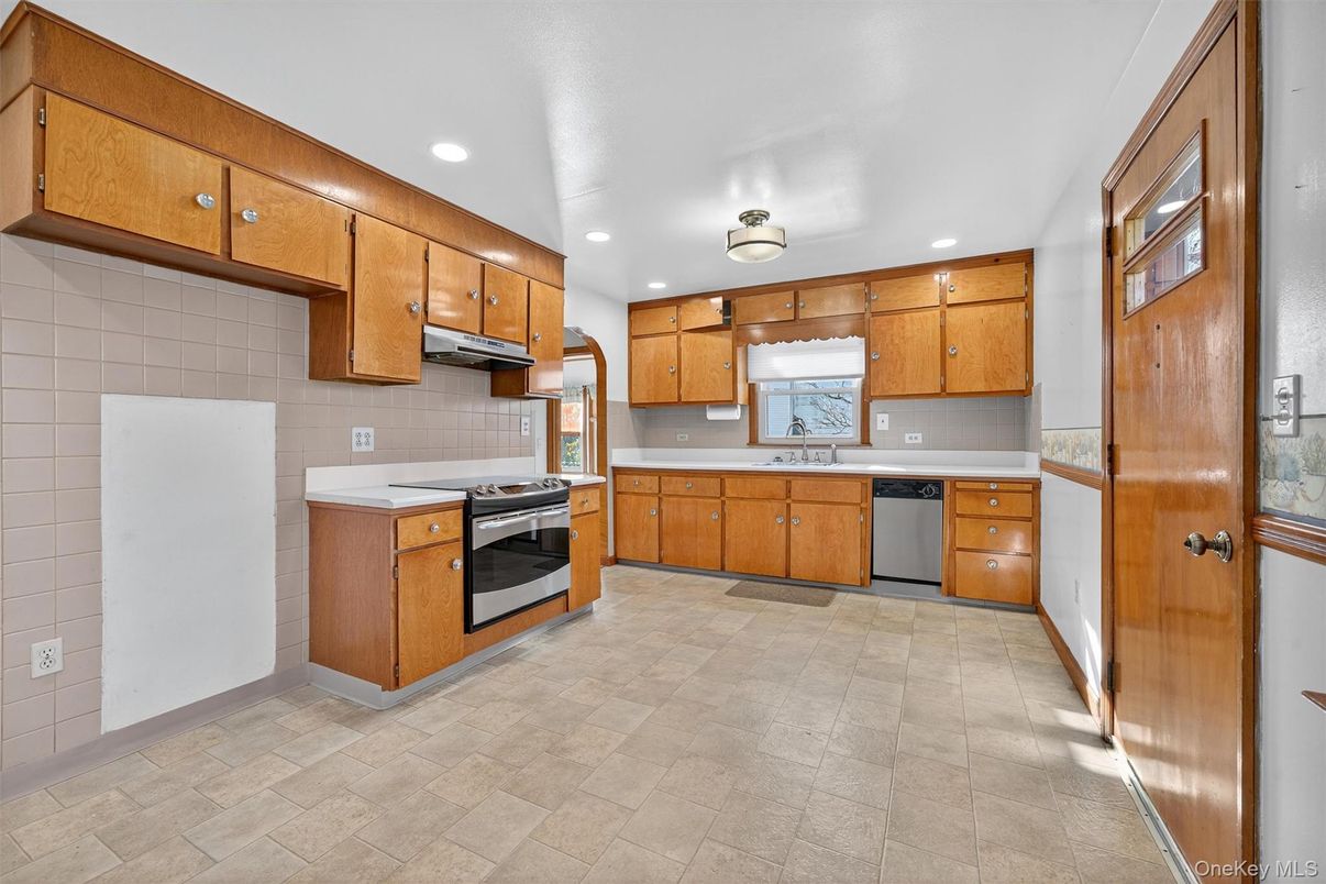Interior, Kitchen, Recessed Lighting, Stainless Steel Appliances