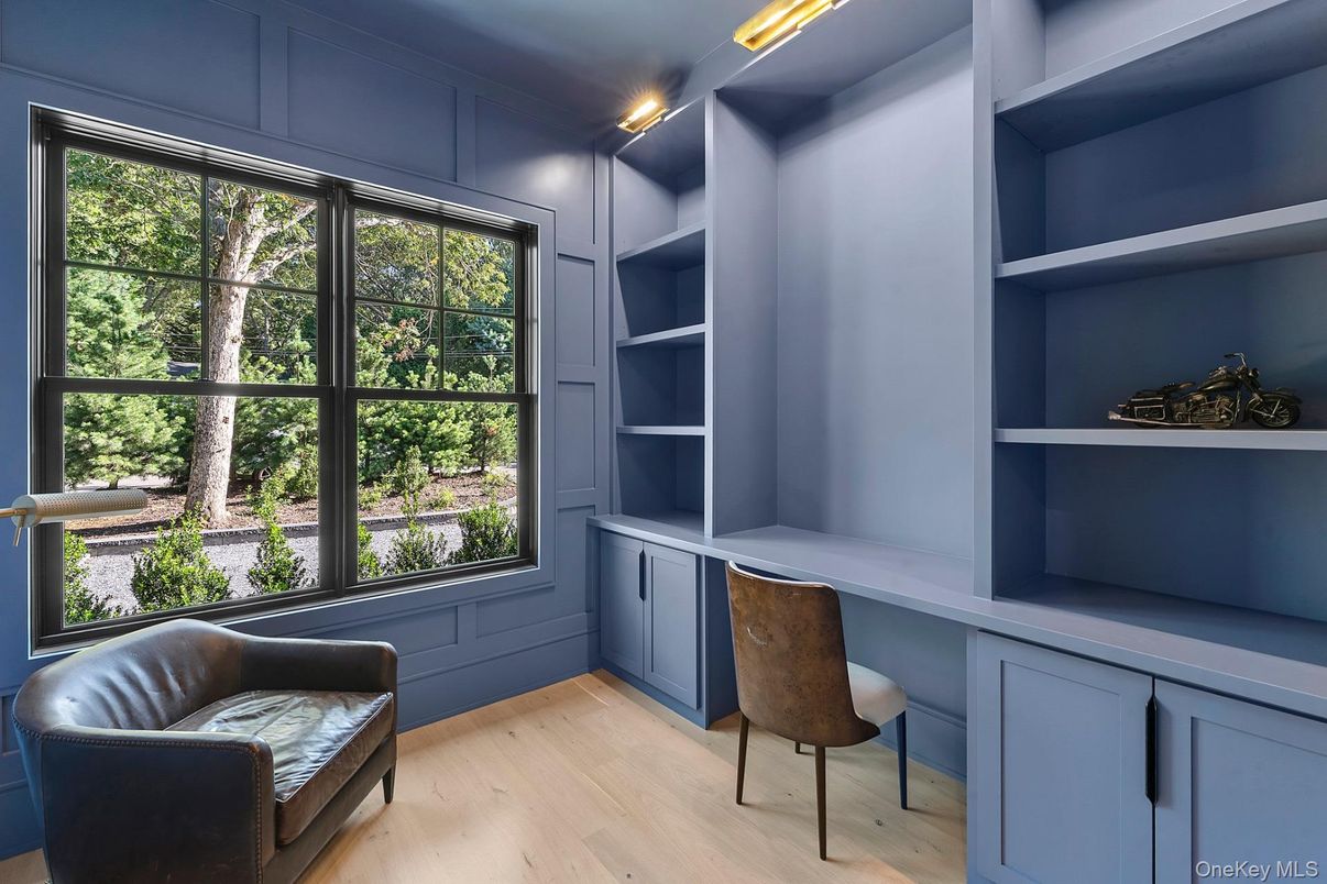 Home Office, Interior, Recessed Lighting, Wood Texture Flooring