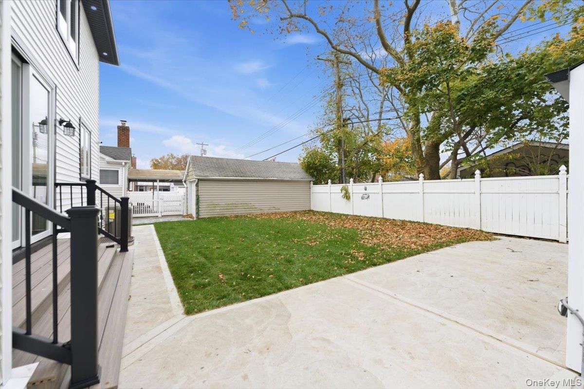 Backyard, Detached Garage, Exterior