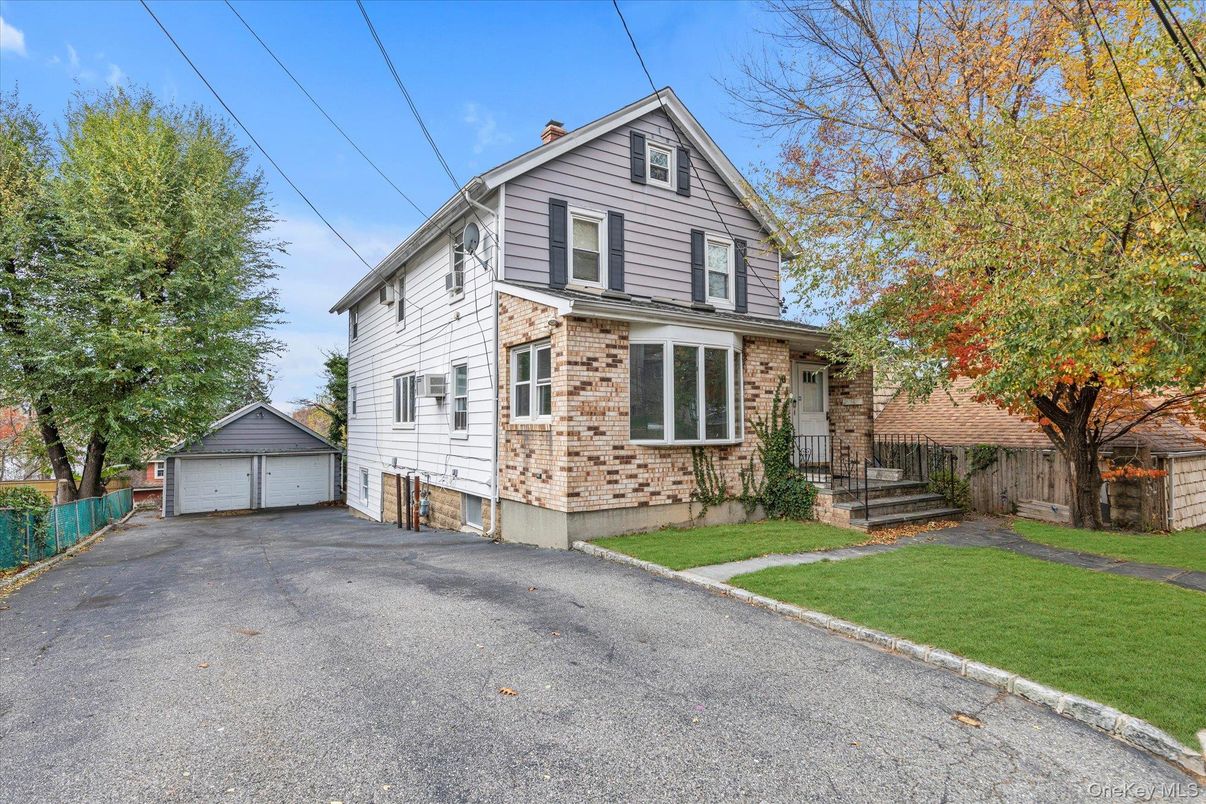 Detached Garage, Exterior