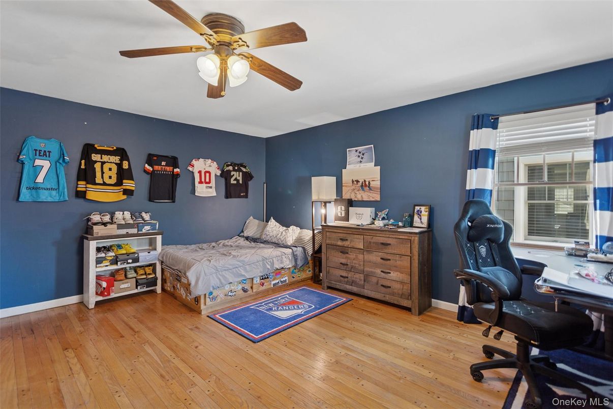 Bedroom, Home Office, Interior, Wood Texture Flooring