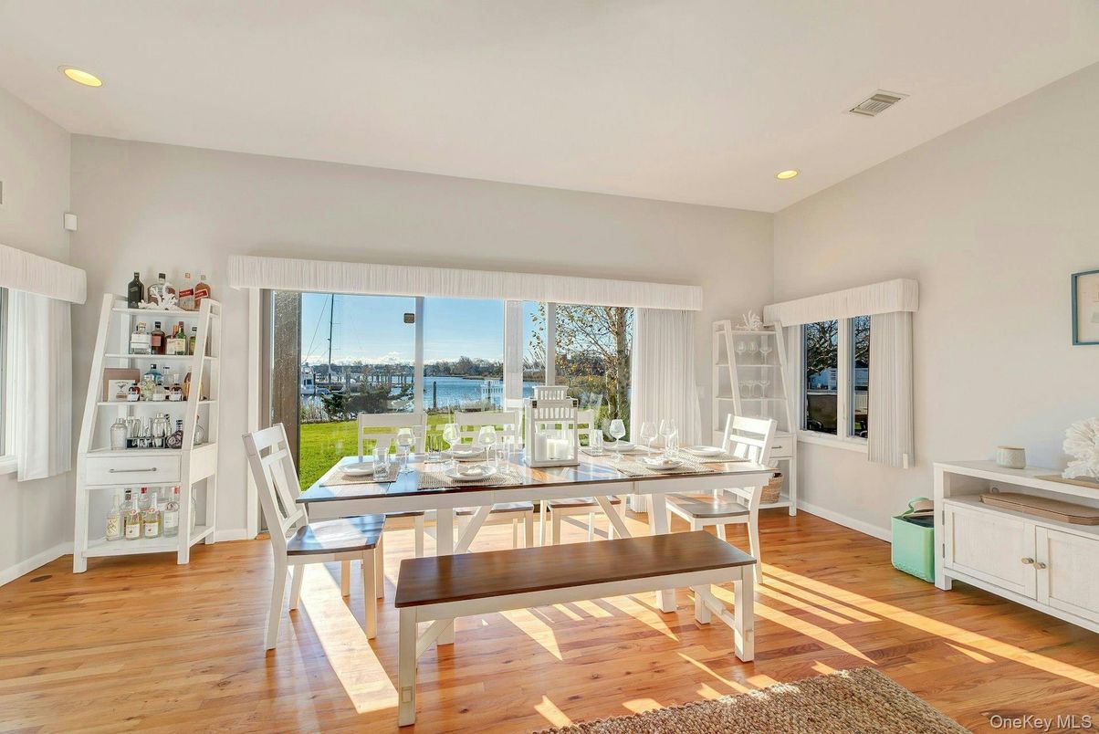 Dining room, Interior, Recessed Lighting, Water, Wood Texture Flooring
