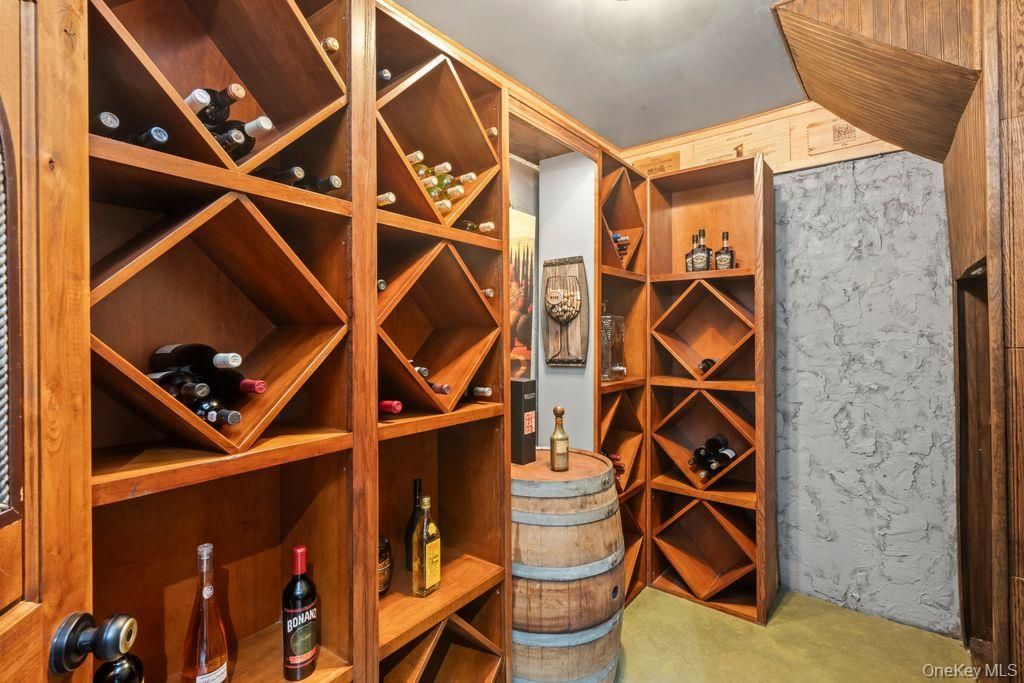 Interior, Wine Storage