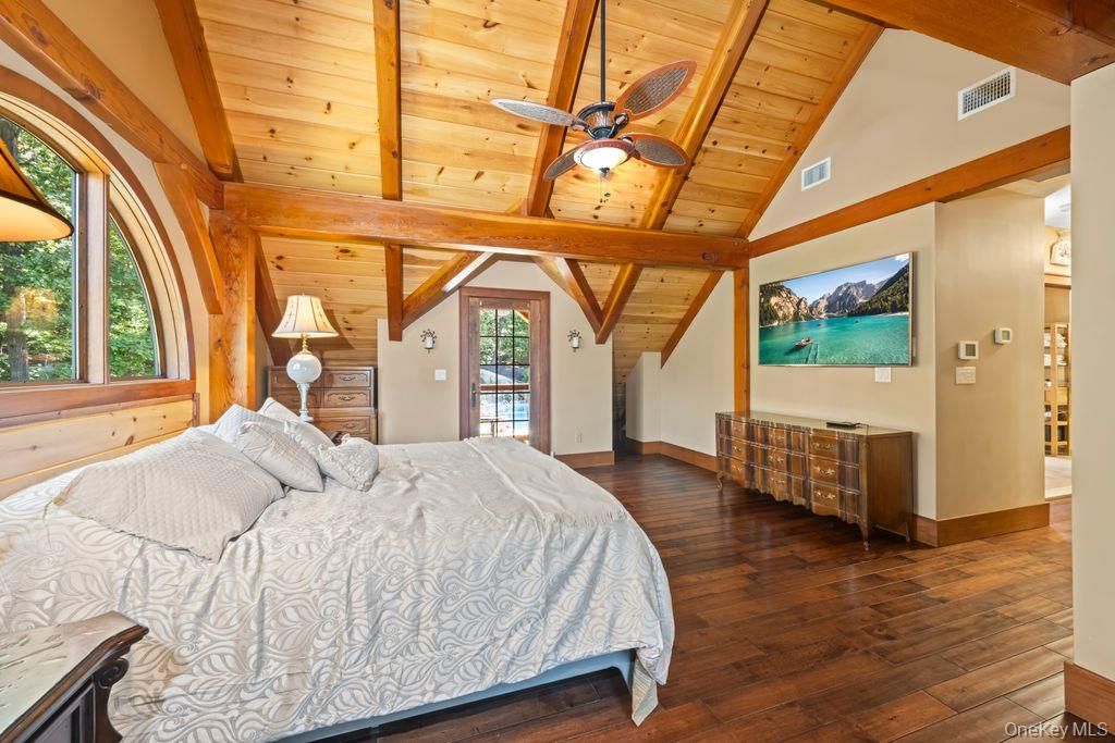 Bedroom, Interior, Wooden Beams, Wooden Ceilings, Wood Texture Flooring