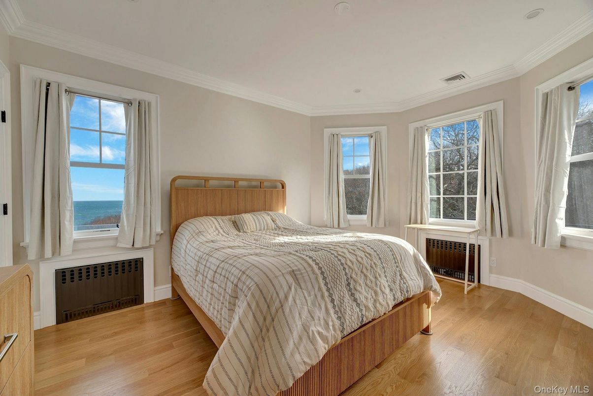 Bedroom, Interior, Water, Wood Texture Flooring