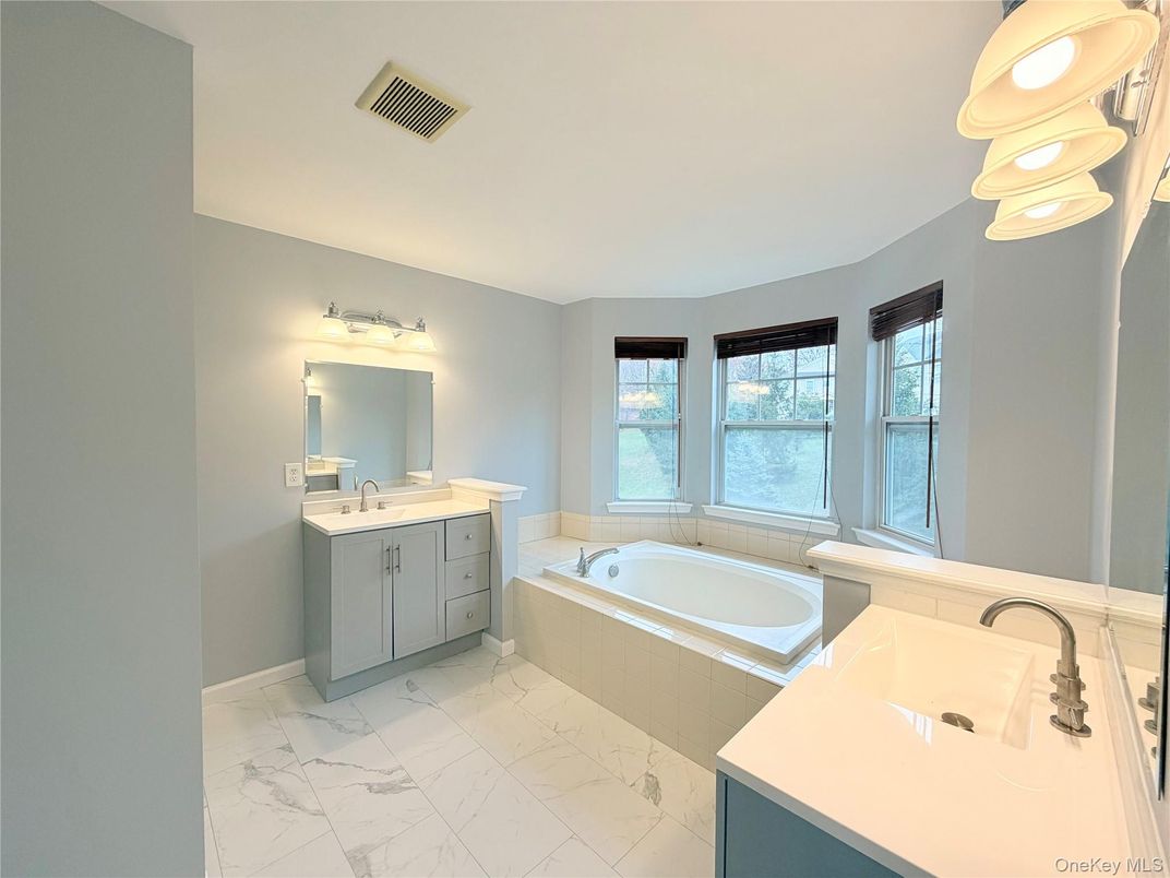 Bathroom, Dual Sink Vanities, Interior, Marble, Water