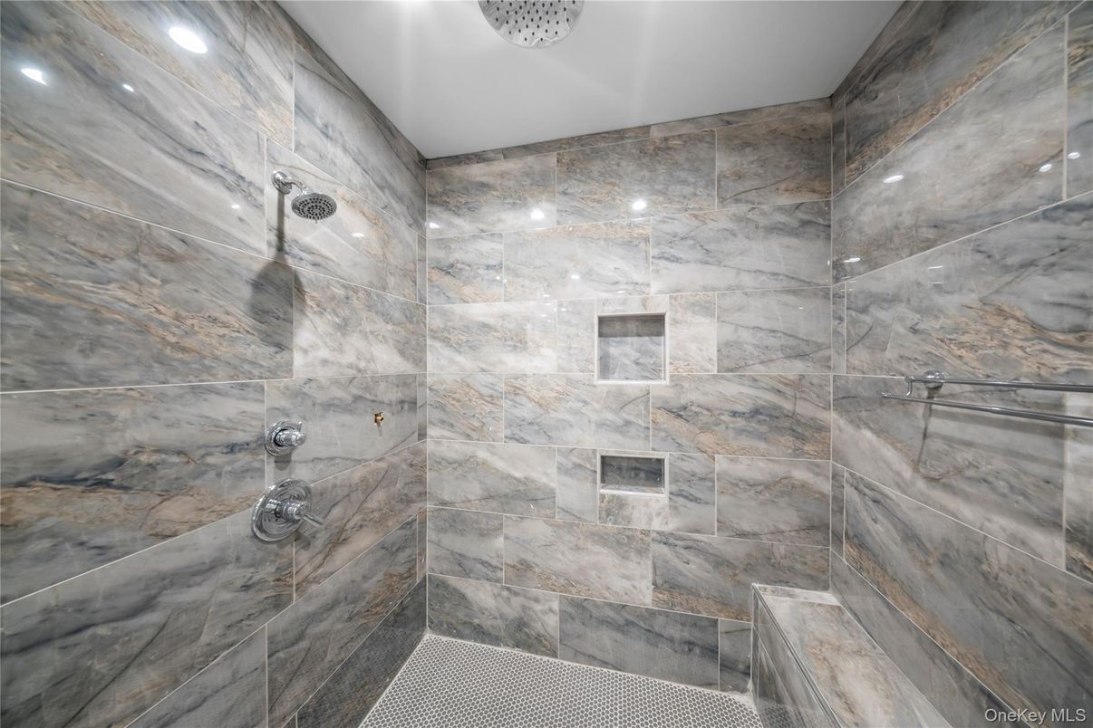 Bathroom, Interior, Marble Walls, Recessed Lighting