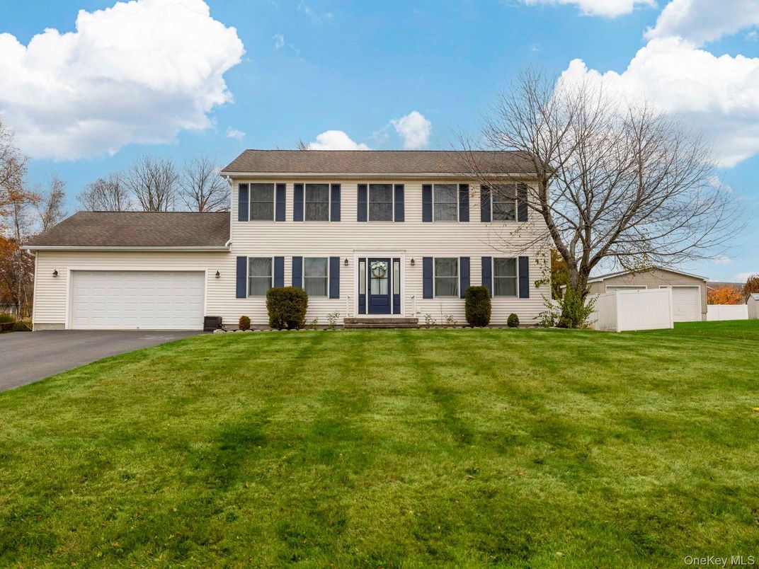 Attached, Exterior, Facade, Georgian