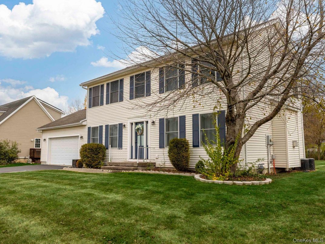 Attached, Exterior, Facade, Georgian