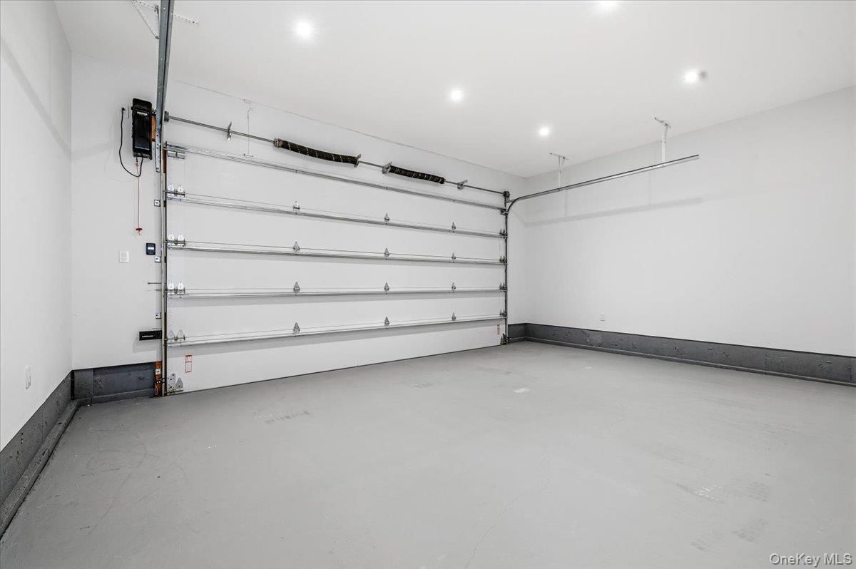 Garage, Interior, Recessed Lighting