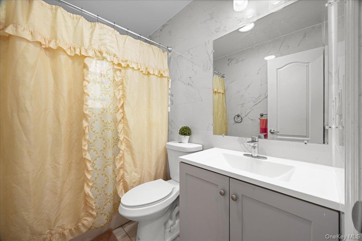 Bathroom, Interior, Marble Walls