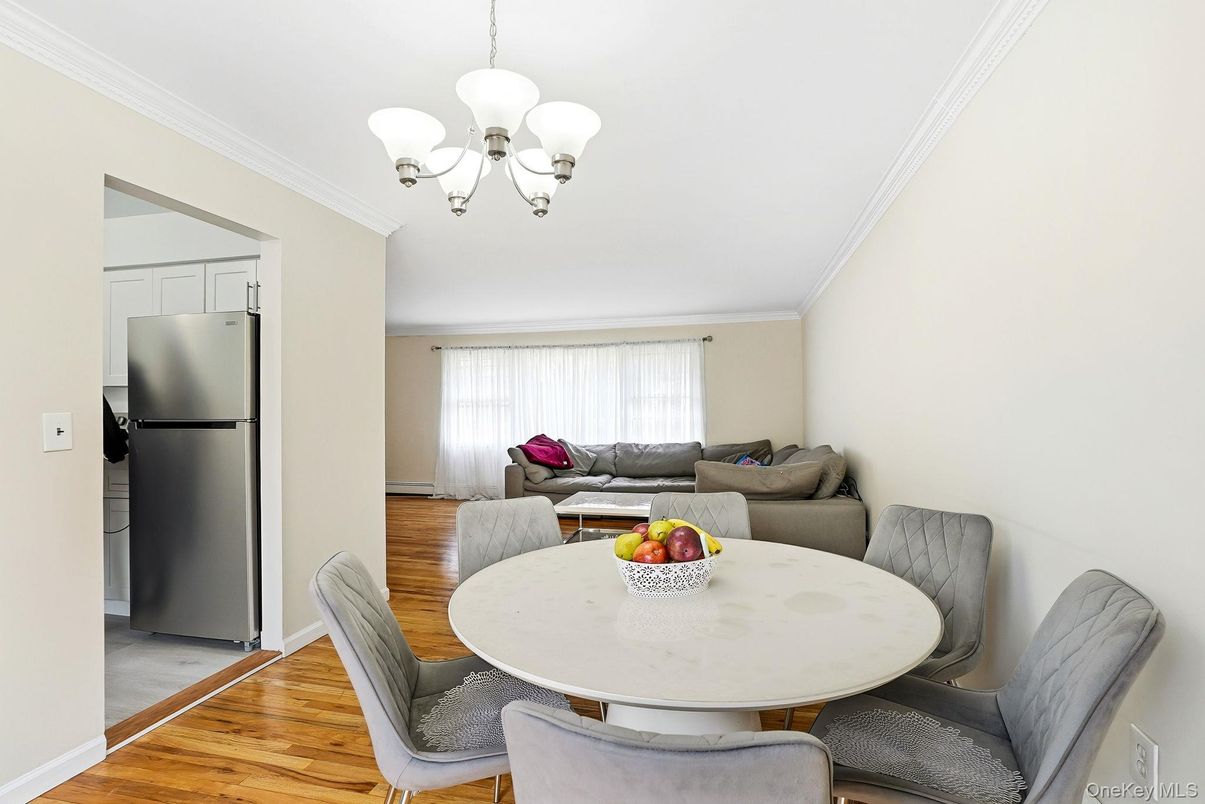 Chandelier, Dining room, Interior, Kitchen, Living room, Wood Texture Flooring