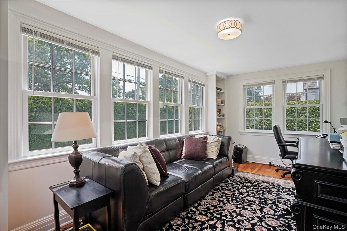 DE Listing image placeholder