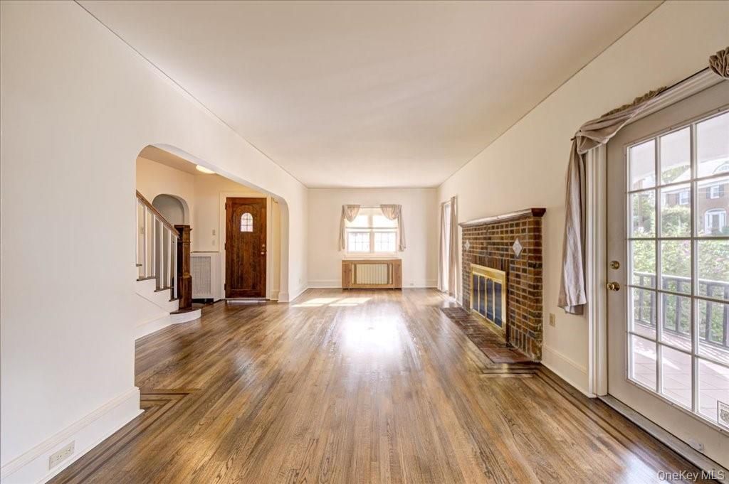 Empty room, Fireplace, Interior, Wood Texture Flooring