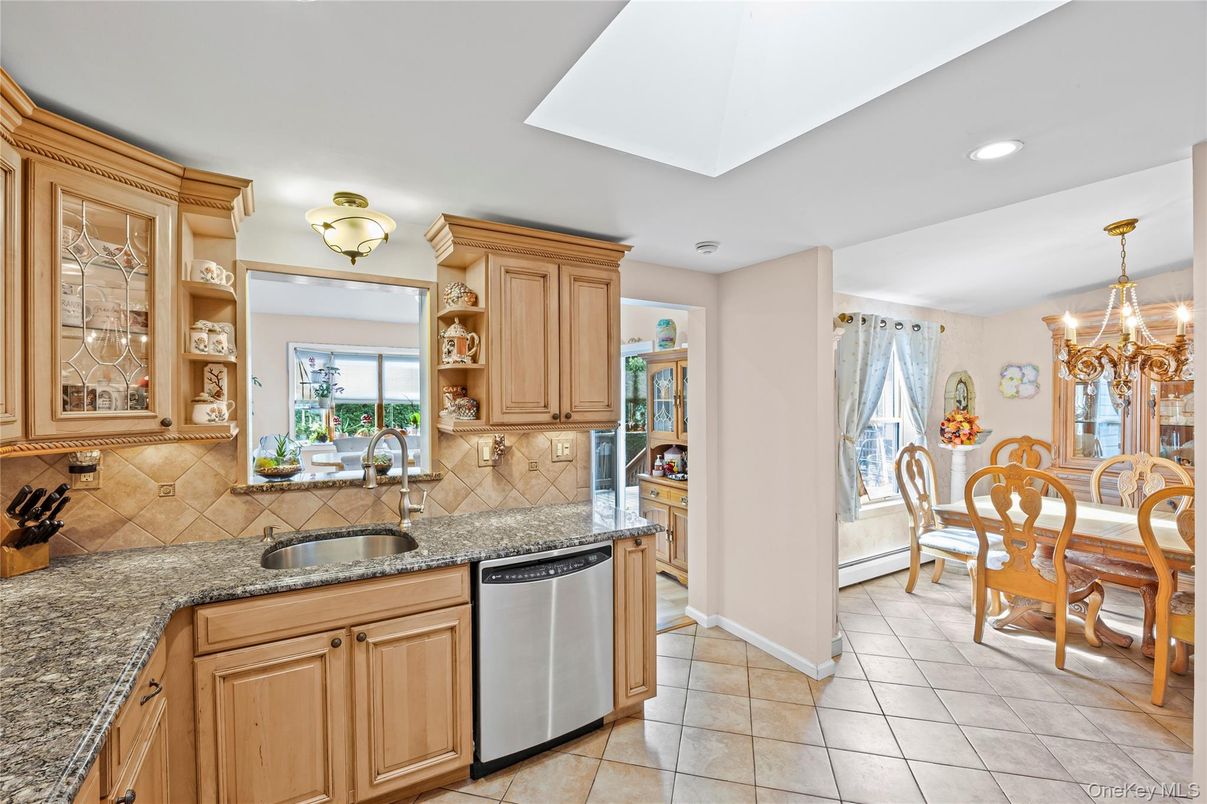 Chandelier, Dining room, Interior, Kitchen, Recessed Lighting