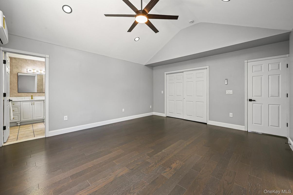 Bathroom, Empty room, Interior, Recessed Lighting, Wood Texture Flooring