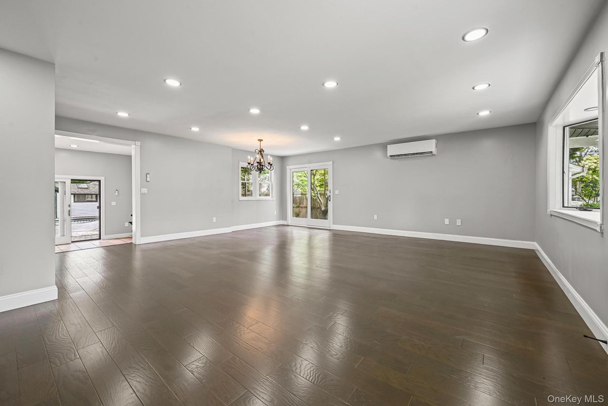 Chandelier, Empty room, Interior, Recessed Lighting, Wood Texture Flooring