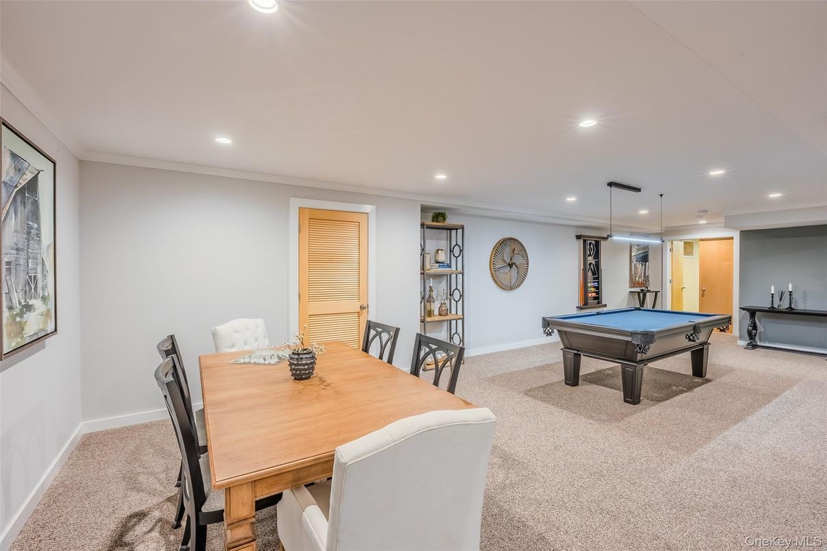 Billiard Table, Dining room, Game Room, Interior, Pendant Lights, Recessed Lighting