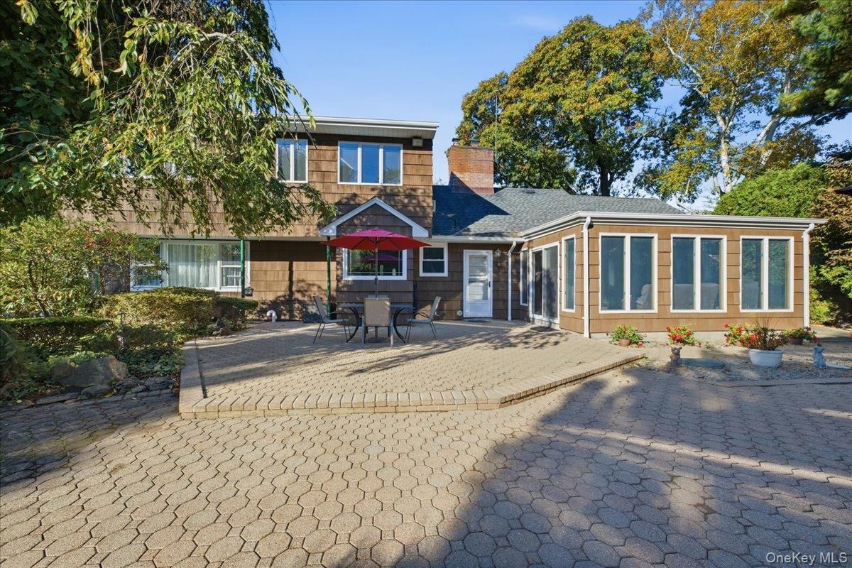 Exterior, Facade, Cape Cod