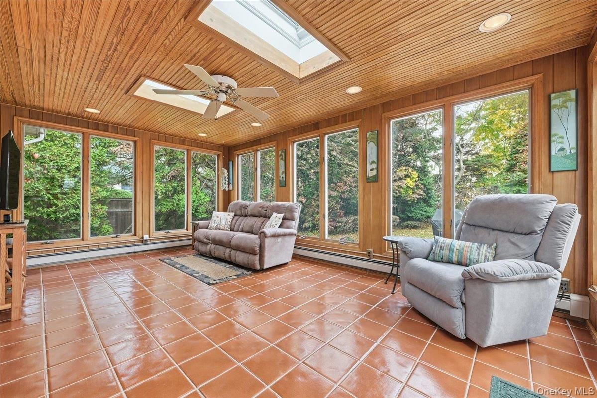 Interior, Recessed Lighting, Sun Room, Wooden Ceilings, Wooden Walls