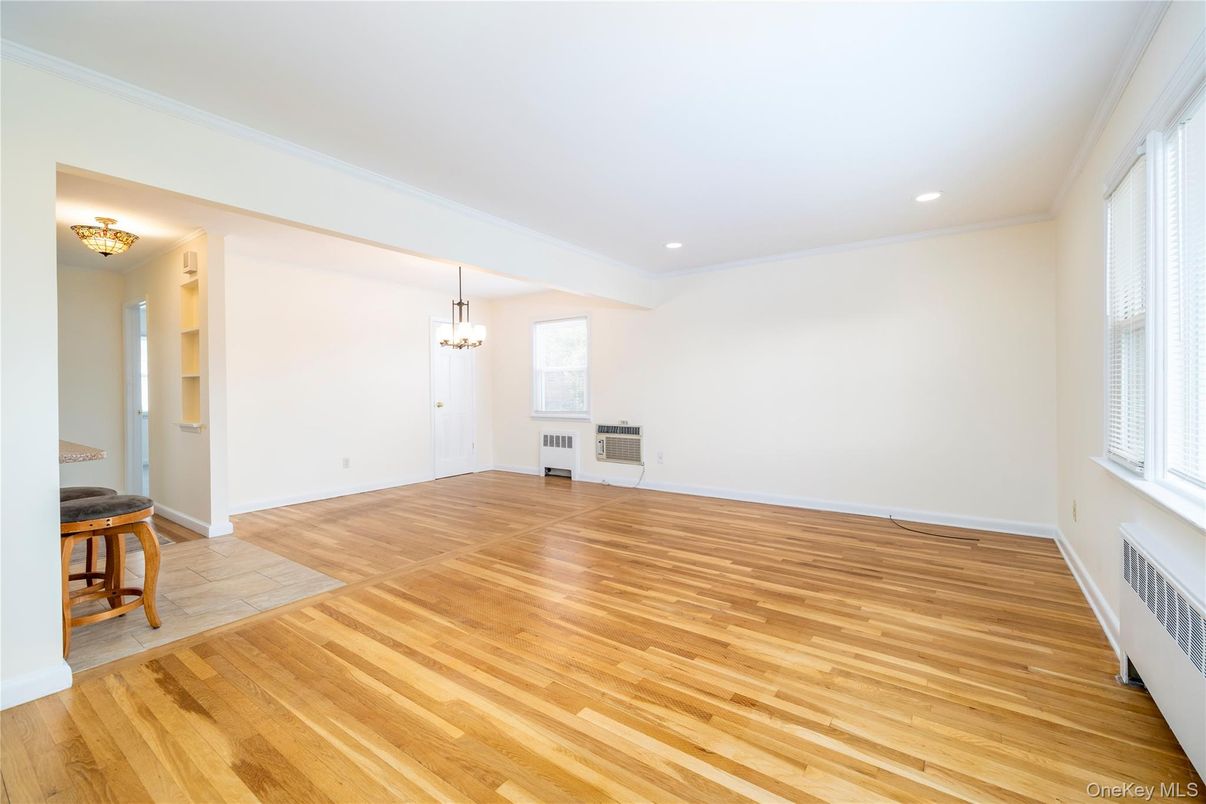 Chandelier, Empty room, Interior, Recessed Lighting, Wood Texture Flooring