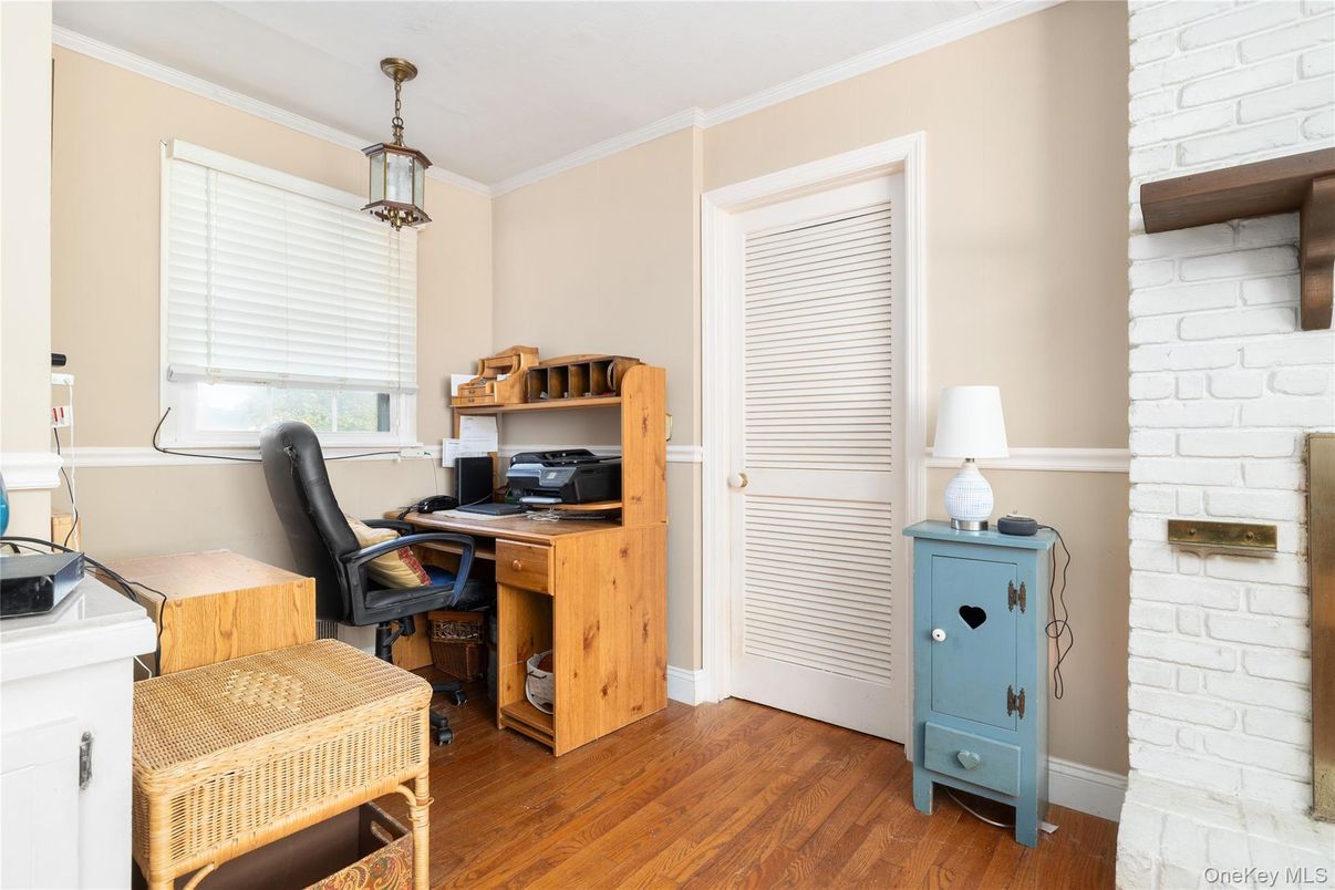 Home Office, Interior, Stone Walls, Wood Texture Flooring