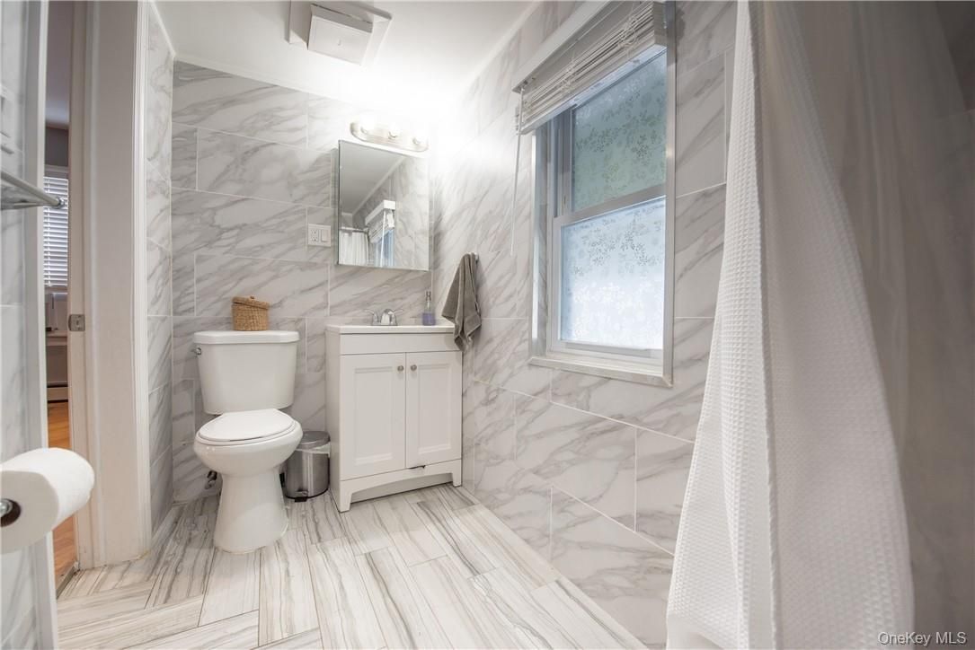 Bathroom, Interior, Marble, Marble Walls