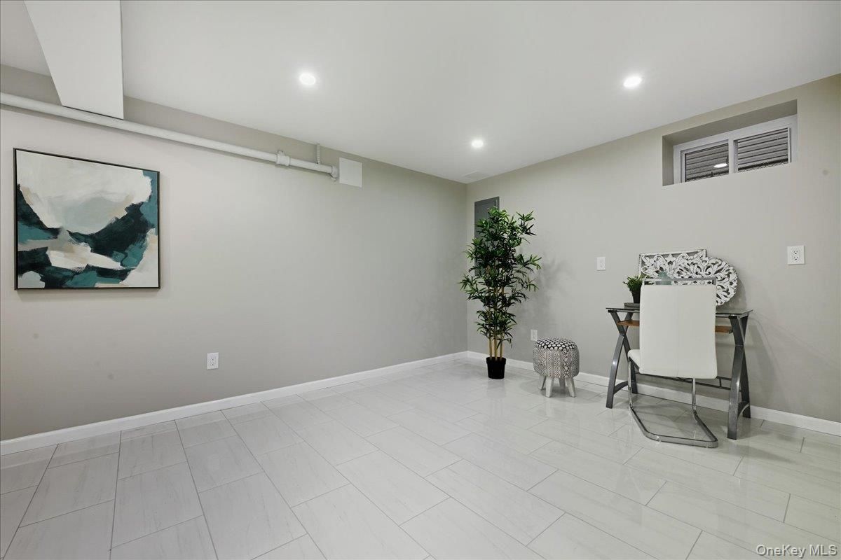 Interior, Recessed Lighting