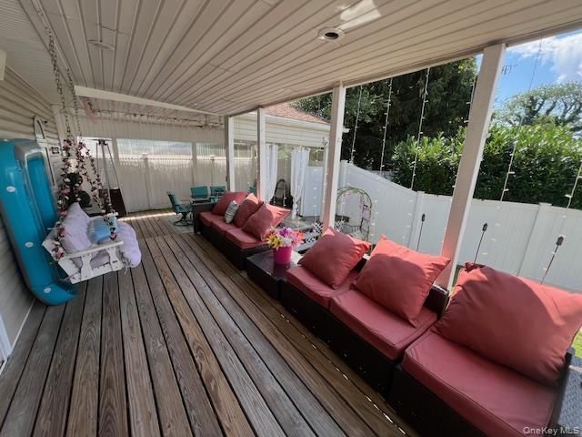 Exterior, Wood Texture Flooring