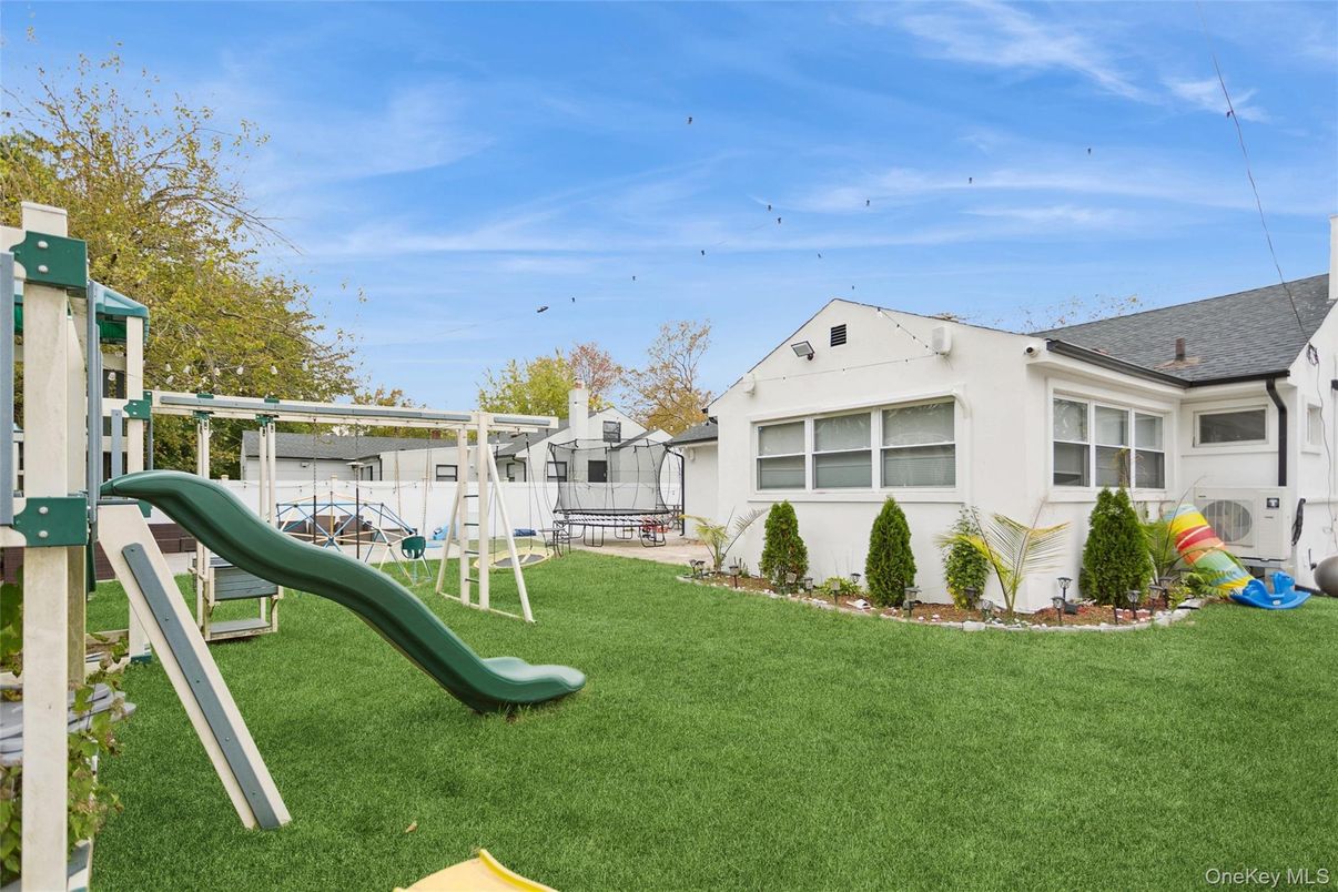 Backyard, Exterior, Playground