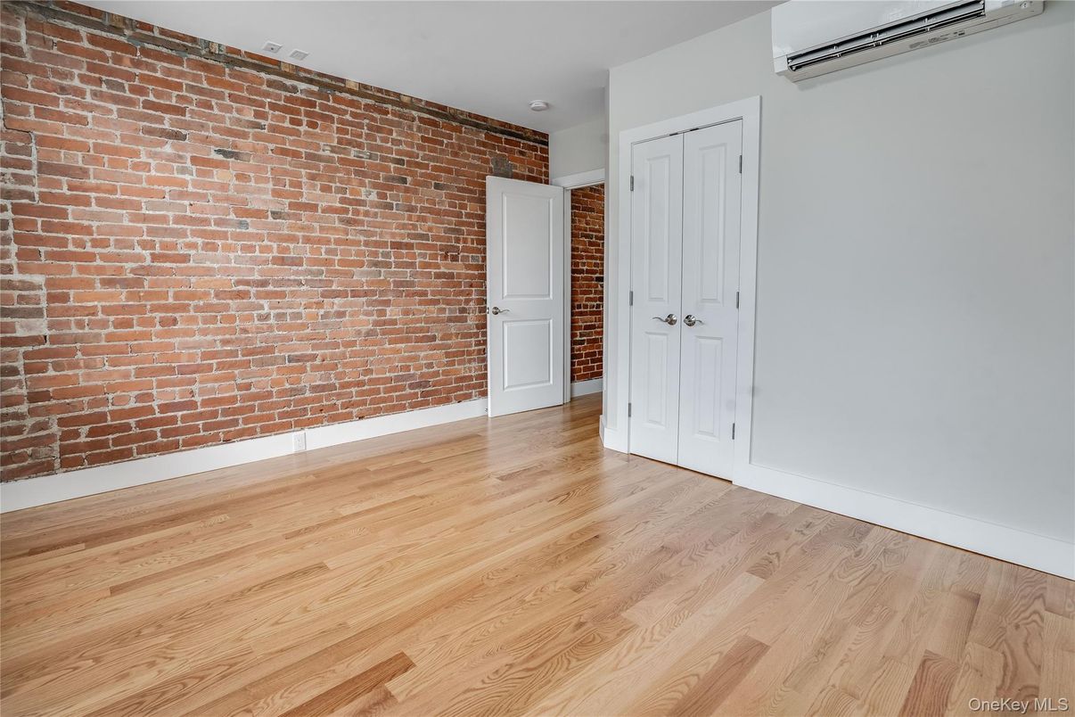 Empty room, Interior, Stone Walls, Wood Texture Flooring