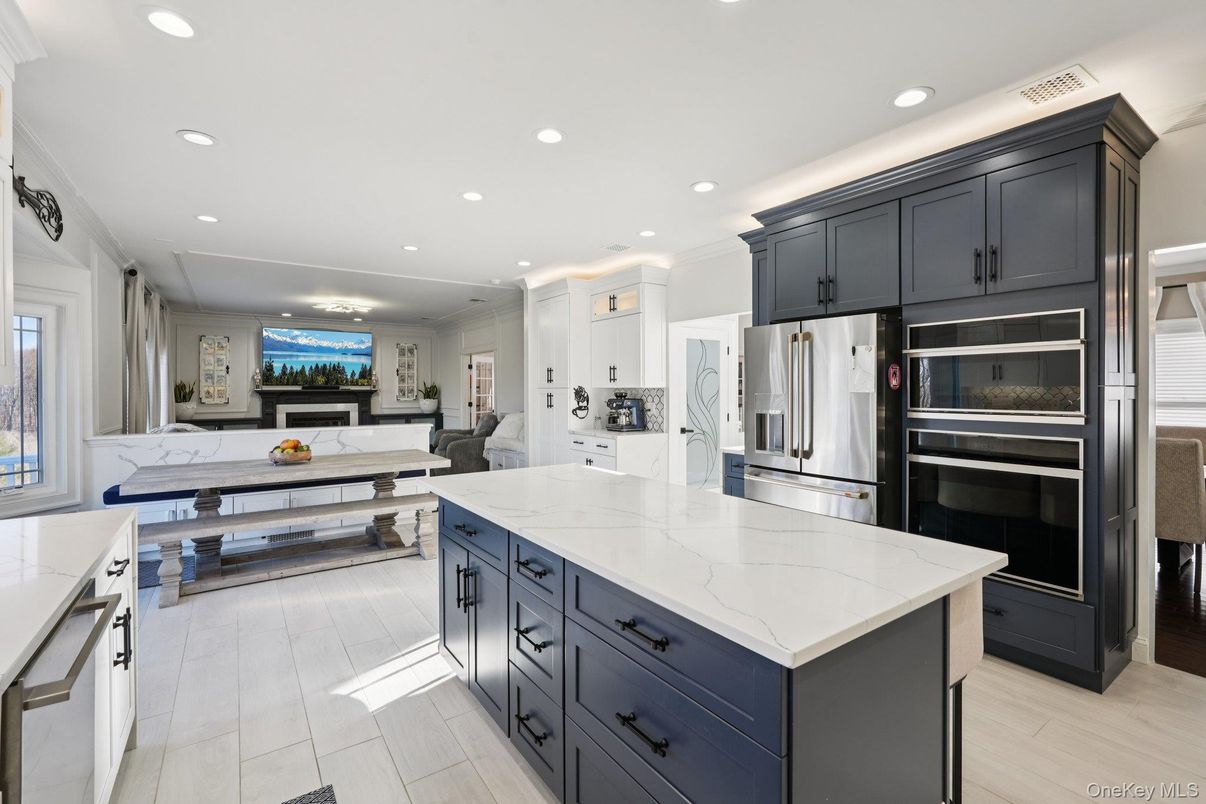 Interior, Kitchen, Living room, Recessed Lighting, Stainless Steel Appliances, Wood Texture Flooring