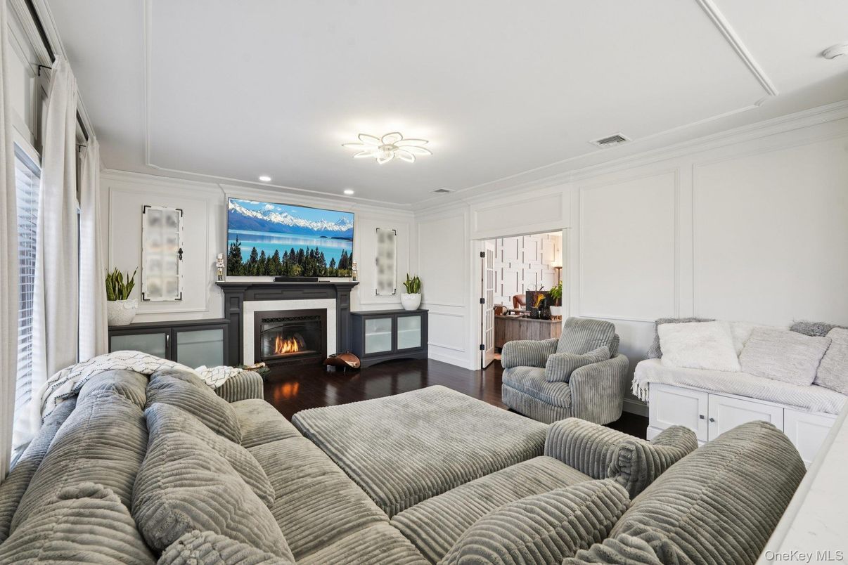 Fireplace, Interior, Living room, Recessed Lighting, Wood Texture Flooring