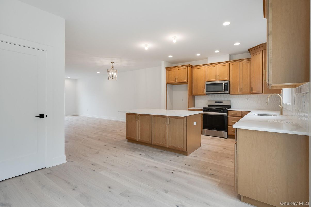 Interior, Kitchen, Pendant Lights, Recessed Lighting, Wood Texture Flooring