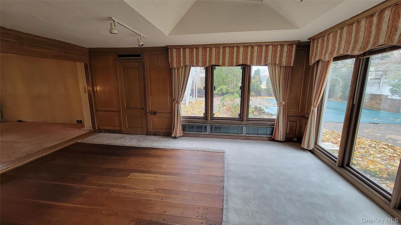 Empty room, Interior, Wood Texture Flooring, Wooden Walls
