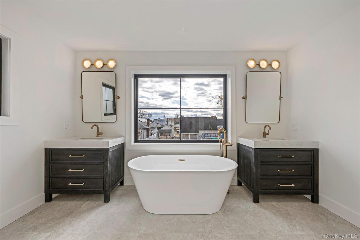 Bathroom, Dual Sink Vanities, Free Standing Baths, Interior